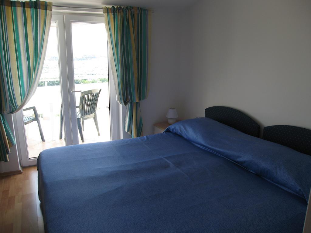 Guest House Zimmer F1 Pula Bilik gambar